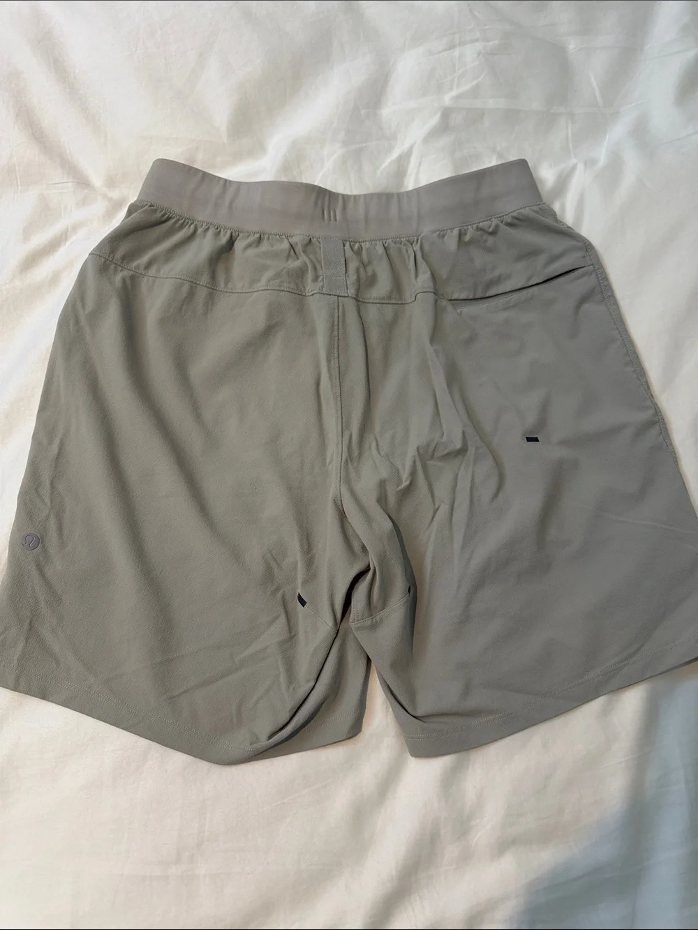 lululemon athletica Men's Athletic Shorts - Light Taupe